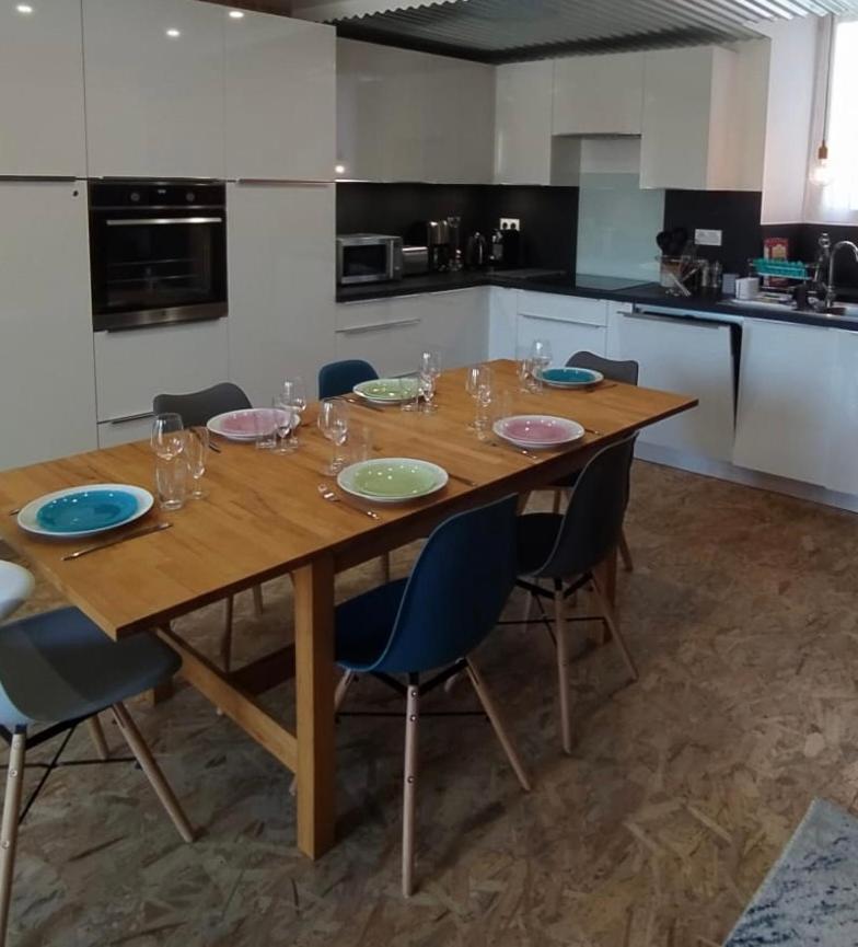 L'audacieuse, Maison Atypique Holiday home Aubusson (Creuse)
